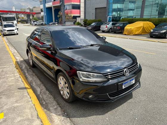 VOLKSWAGEN JETTA 2.0 TSI HIGHLINE 200CV GASOLINA 4P TIPTRONIC